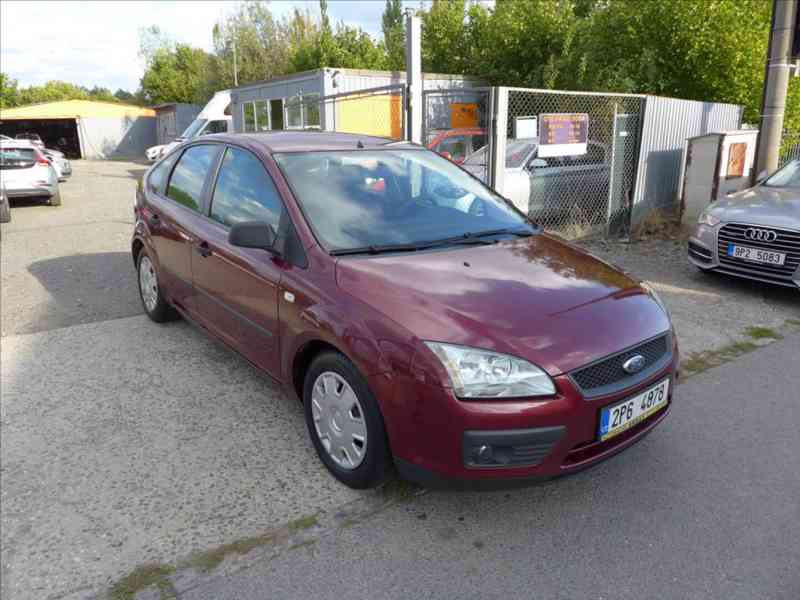 Ford Focus 1,6 i KOUPENO CZ KLIMA TAŽNÉ - foto 2