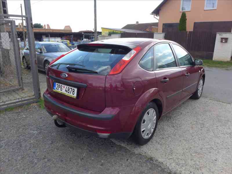 Ford Focus 1,6 i KOUPENO CZ KLIMA TAŽNÉ - foto 3