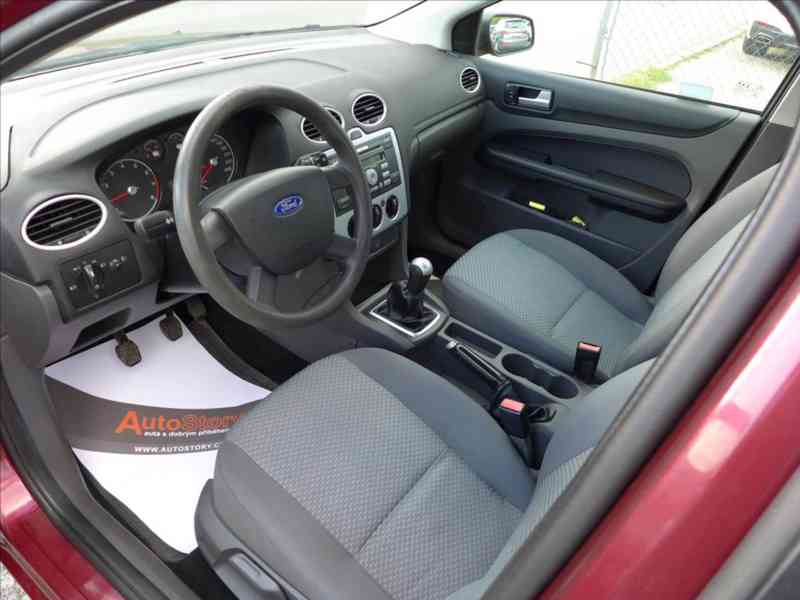 Ford Focus 1,6 i KOUPENO CZ KLIMA TAŽNÉ - foto 5