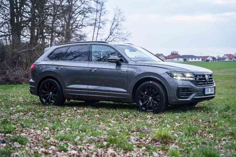 Volkswagen Touareg 4,0   R-Line V8 4,0 TDI Full výbava - foto 17