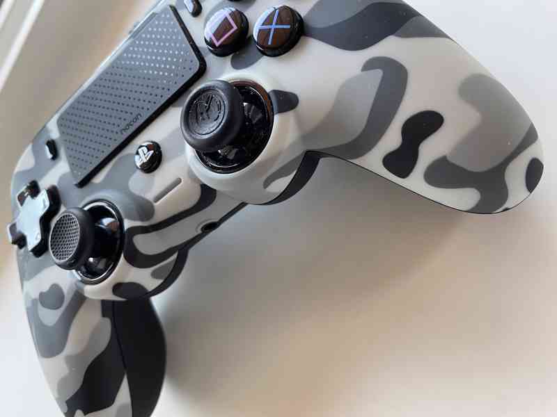 Nacon Revolution Pro Controller 2 - foto 5