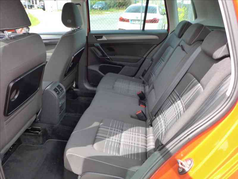 Volkswagen Golf Sportsvan 1,2 TSI VÝHŘEV TAŽNÉ 2X KOLA - foto 6