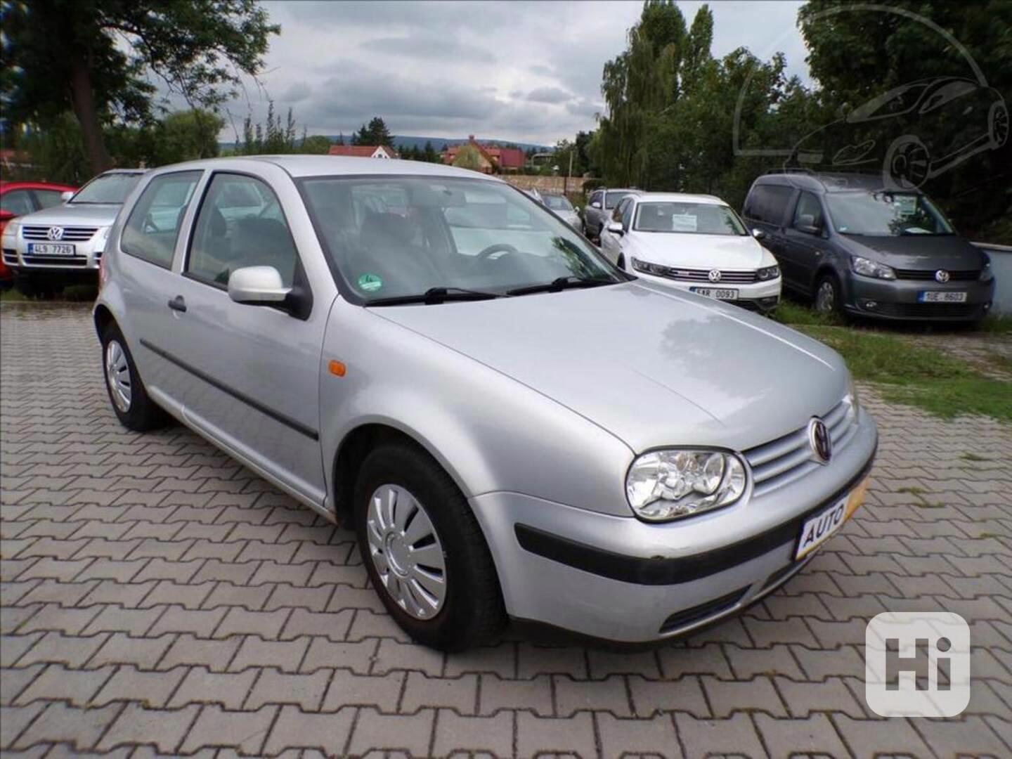 Volkswagen Golf 1,6 SR AUTOMAT,TAŽNÉ ZAŘ.-Hned odjíždíte - foto 1
