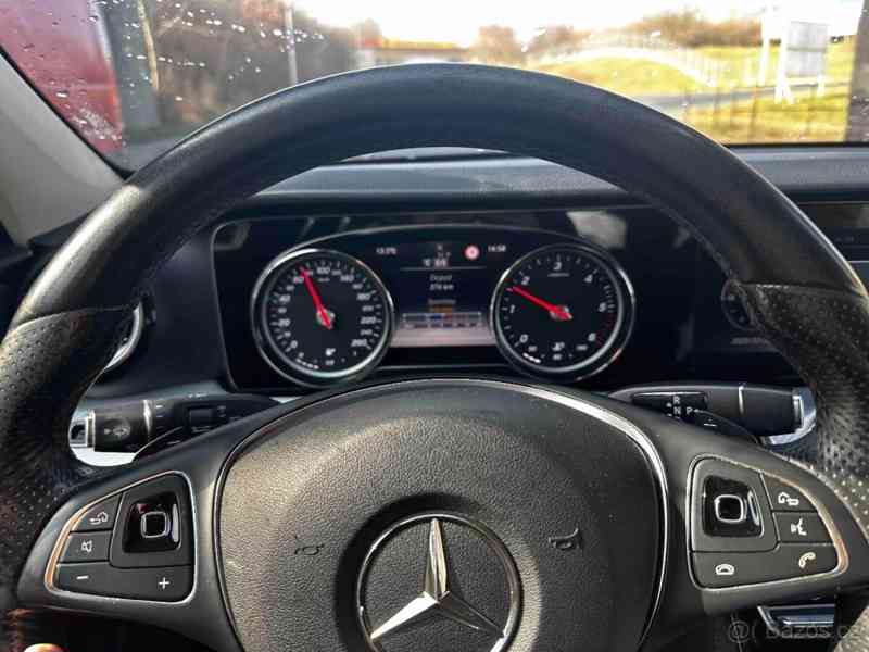 Mercedes-Benz Třídy E 2,0   220 D, 4matic , AllTerrain - foto 10