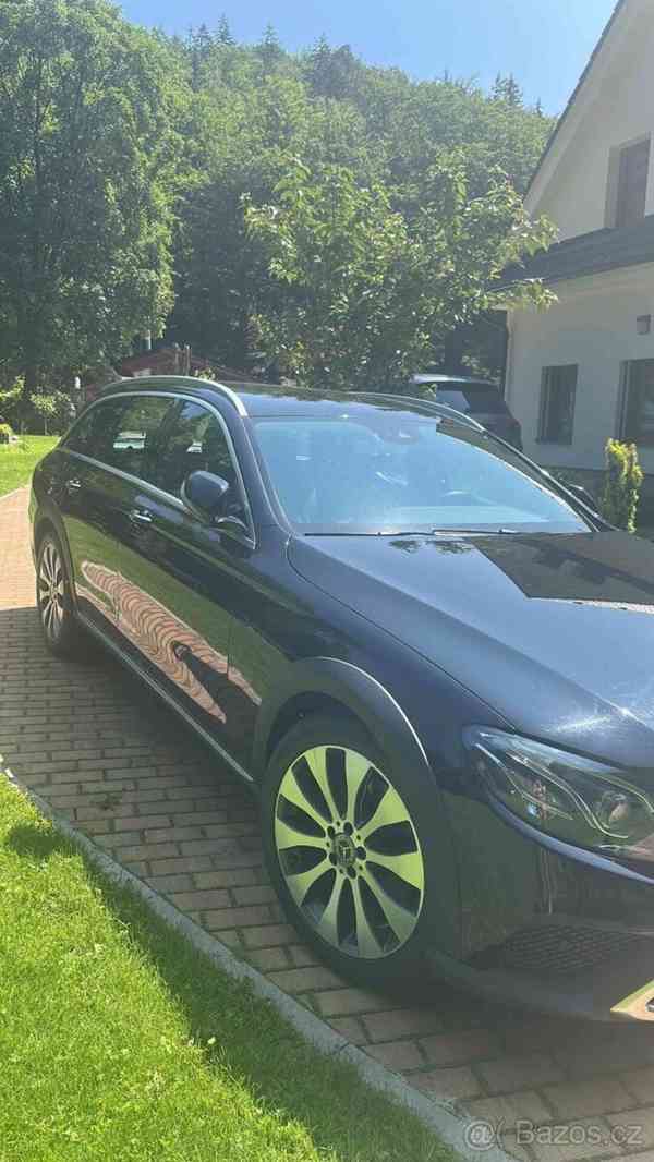 Mercedes-Benz Třídy E 2,0   220 D, 4matic , AllTerrain - foto 2