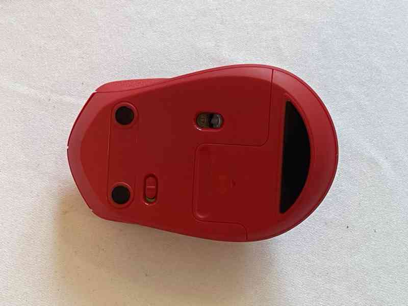 Logitech M330 Silent Plus červená bezdrátová myš - foto 2