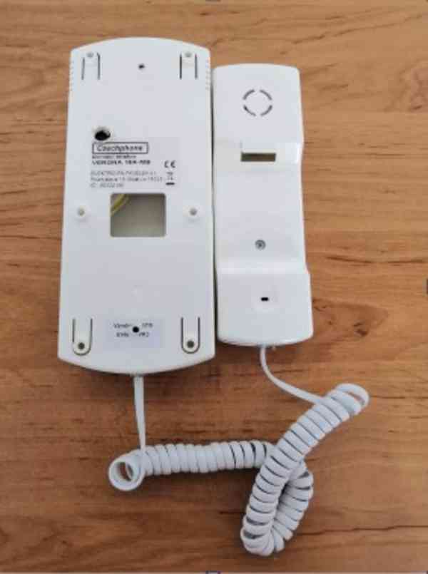 domácí telefon - foto 3