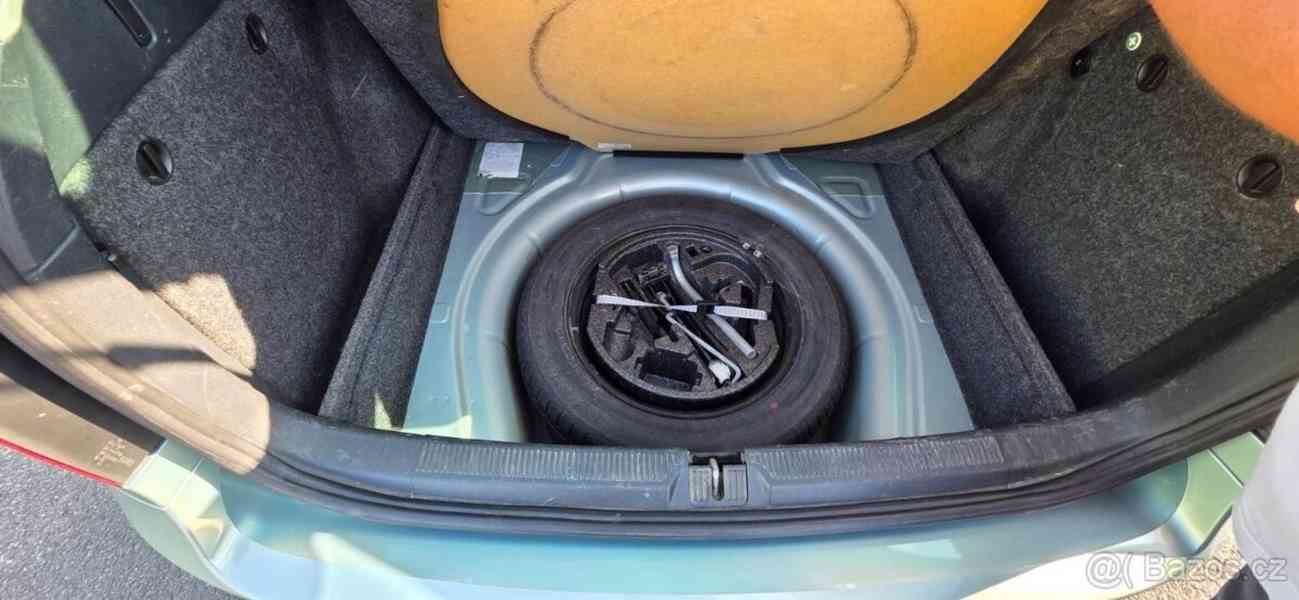Škoda Octavia 2,0 - foto 7