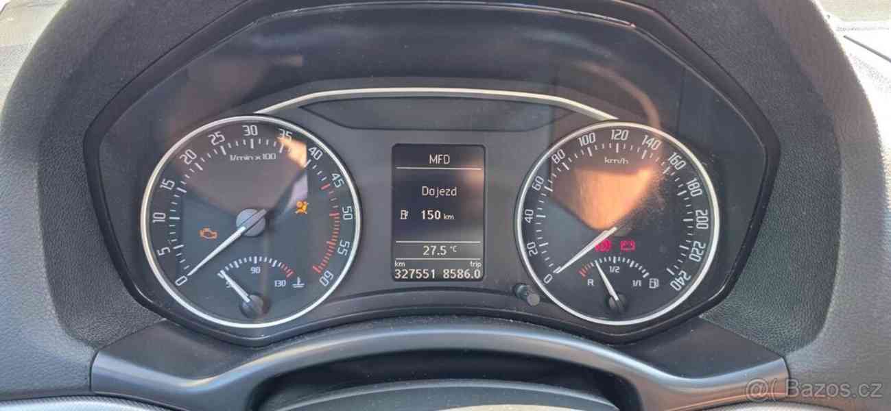 Škoda Octavia 2,0 - foto 12