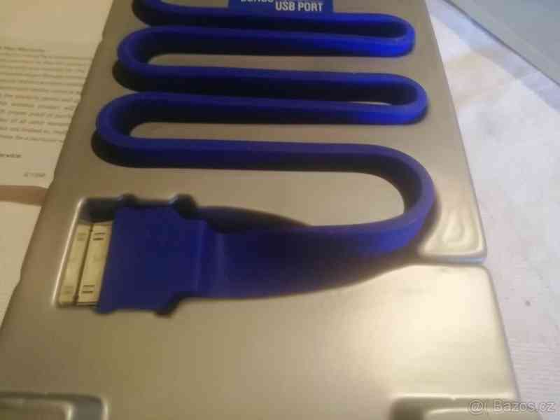 Nabíječka do auta pro Apple - foto 4