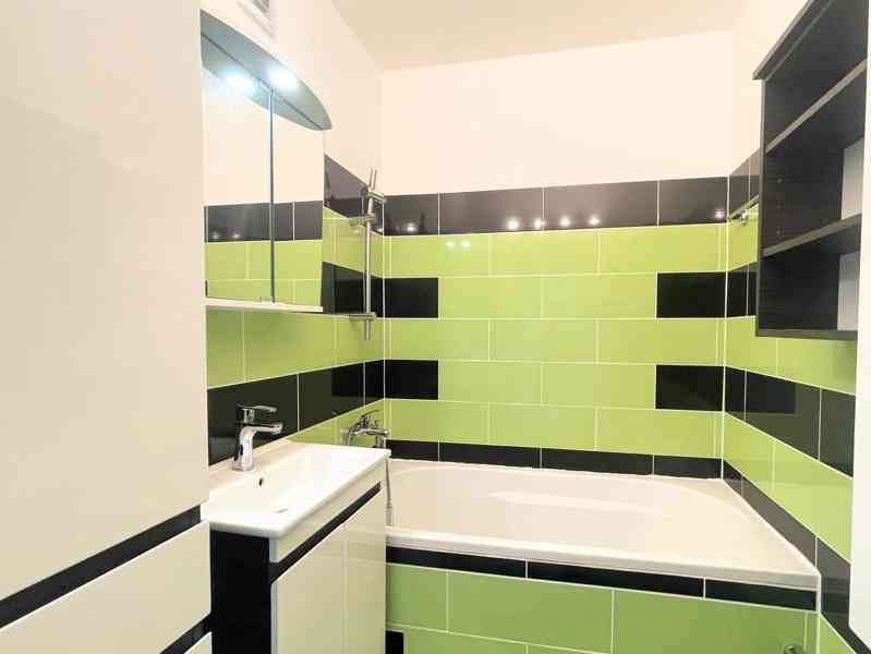 Pronájem bytu 2+kk o velikosti 43 m2 ve Cvikově. - foto 7