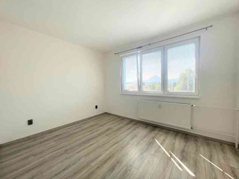 Pronájem bytu 2+kk o velikosti 43 m2 ve Cvikově. - foto 9
