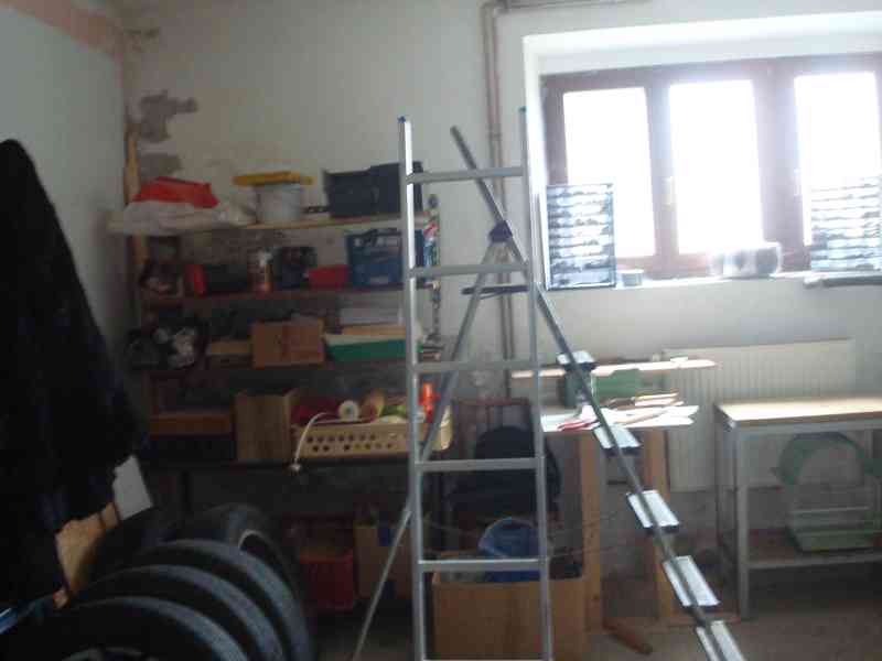 Pozemek,byt,dílna - foto 10
