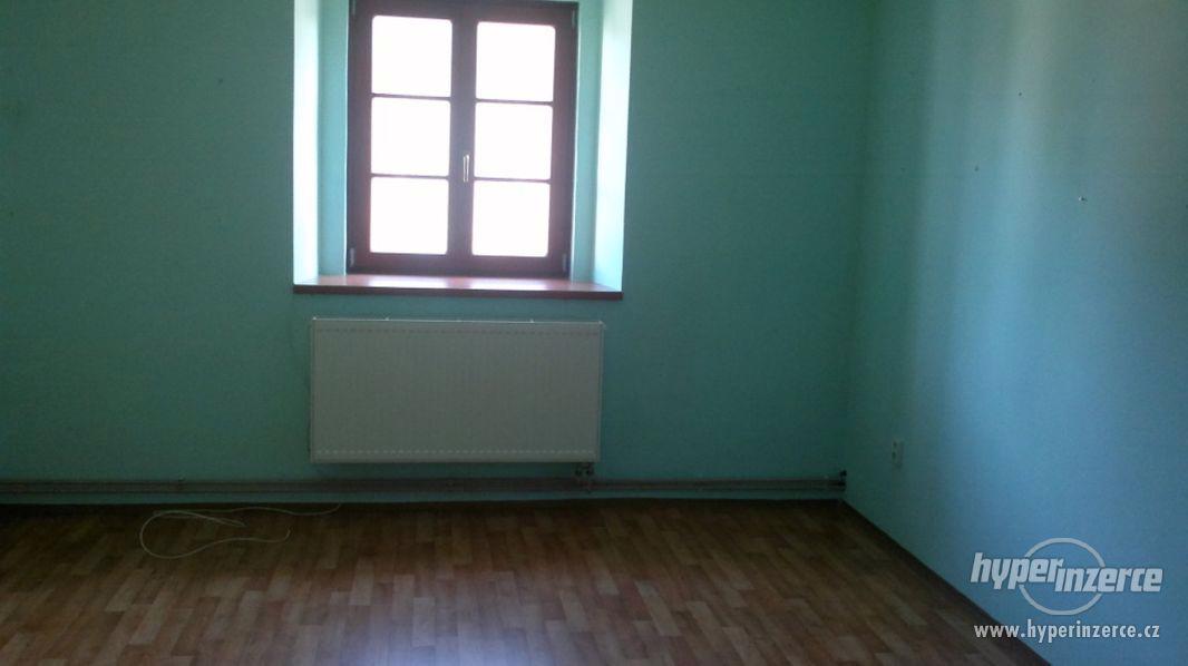 Pronájem bytu 3+kk Turnov - foto 4