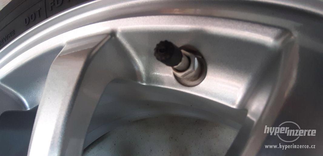 ASX MITSHUBISHI AL KOLA 16" S PNEU 215/70/R16 OBUTE New - foto 3