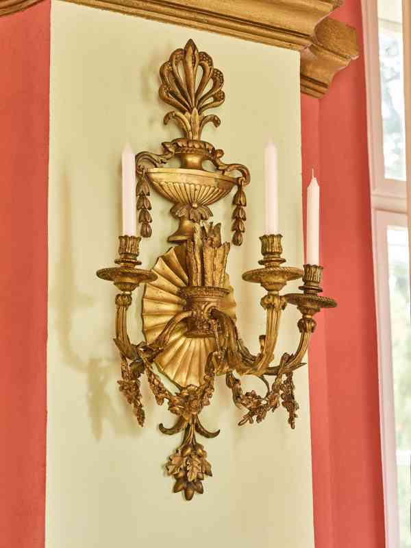 Soubor šesti monumentálních nástěnných aplik na svíčky - foto 2