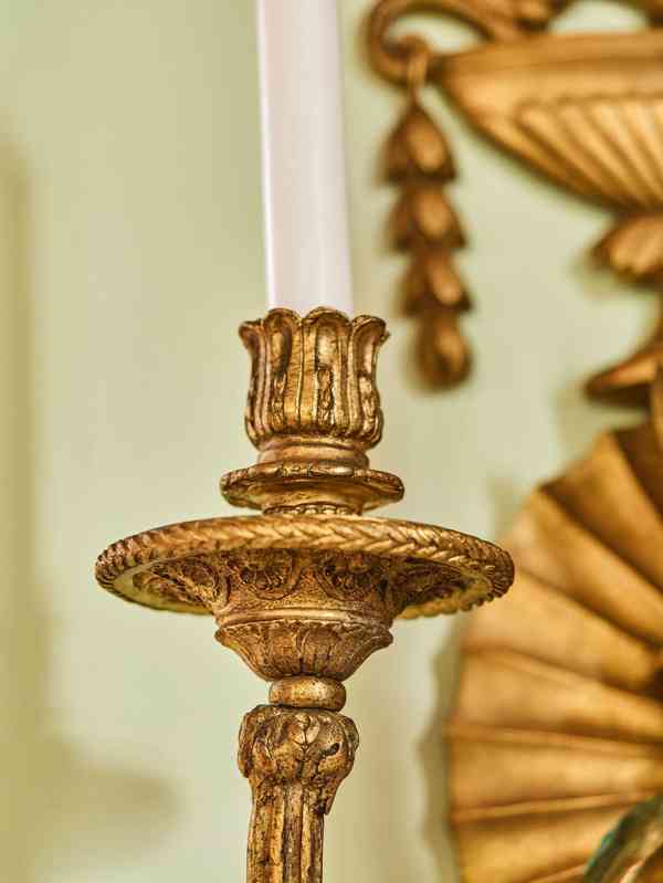 Soubor šesti monumentálních nástěnných aplik na svíčky - foto 9