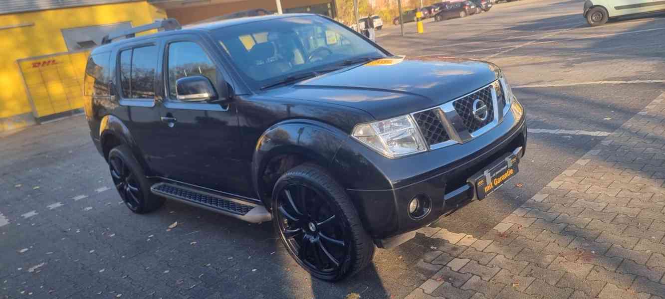 Nissan Pathfinder 2.5 dCi 140kw - foto 10