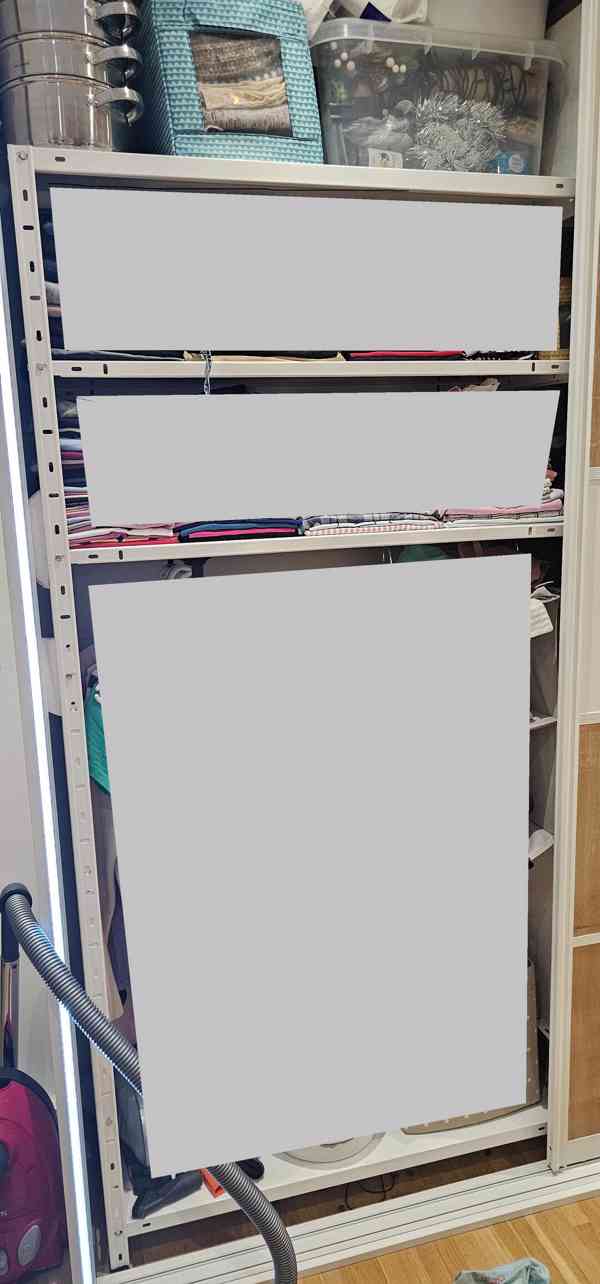 Kovové regály - bílé - foto 3