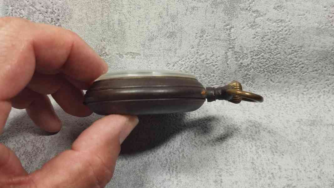 Velké kapesní hodinky Régulateur – 67 mm, Švýcarsko - foto 11