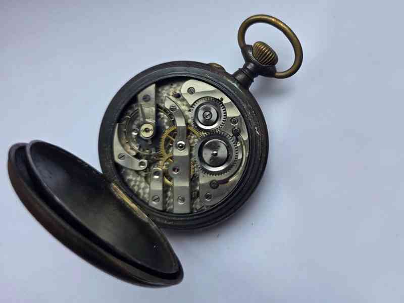 Velké kapesní hodinky Régulateur – 67 mm, Švýcarsko - foto 22