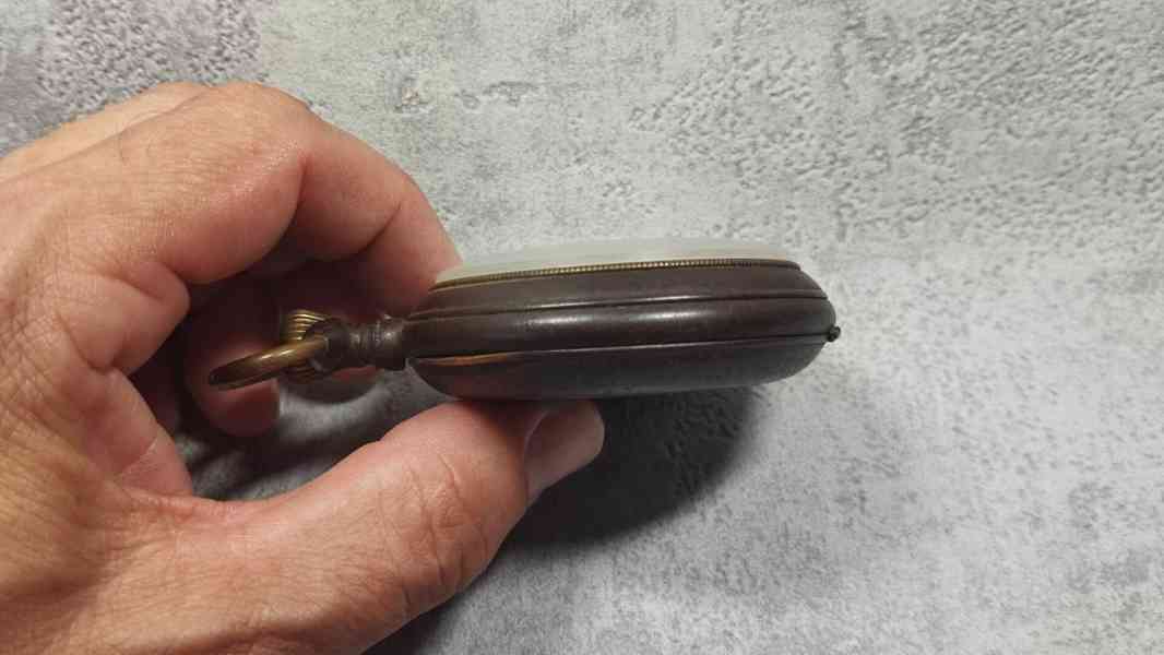 Velké kapesní hodinky Régulateur – 67 mm, Švýcarsko - foto 14