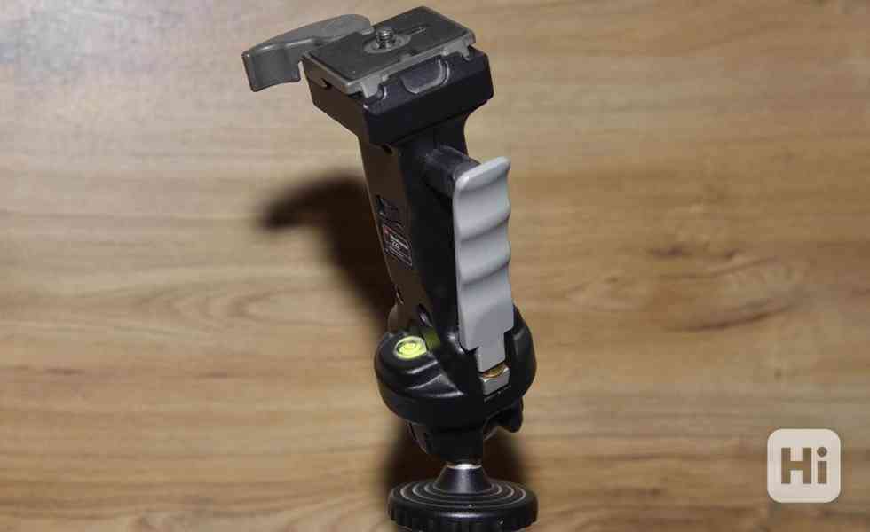 Kulová hlava s rukojetí: Manfrotto GRIP ACTION 222 **Joystic - foto 4