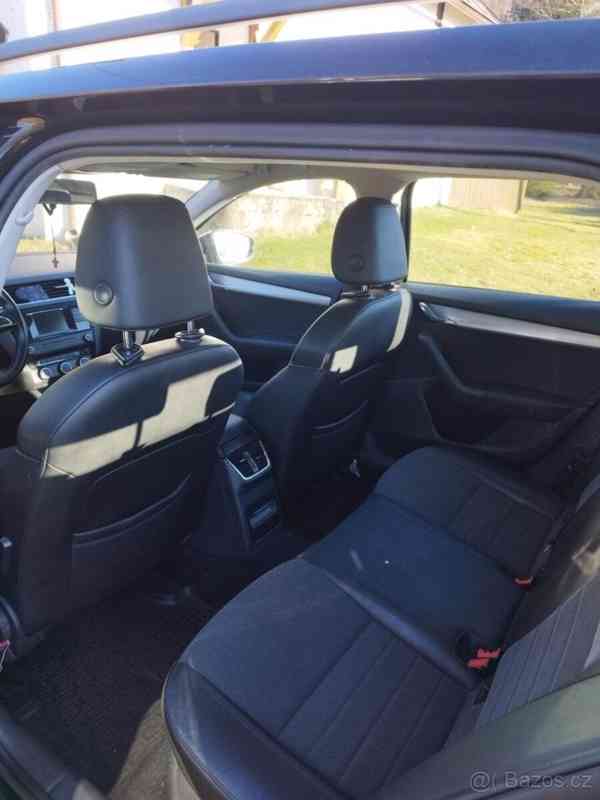 Škoda Octavia 1,6 III - foto 6