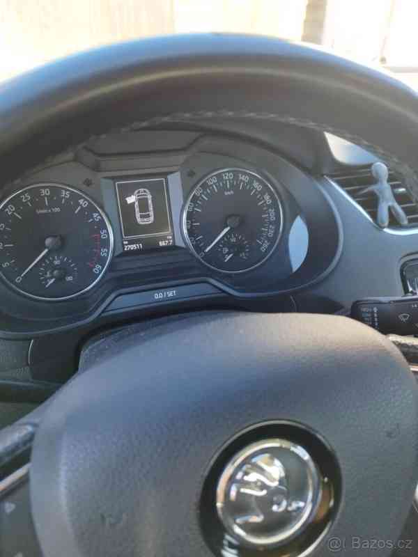 Škoda Octavia 1,6 III - foto 5