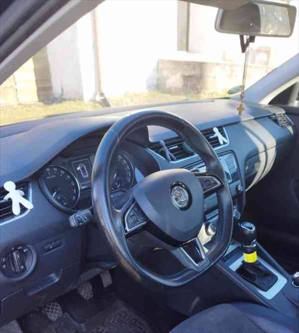 Škoda Octavia 1,6 III - foto 7