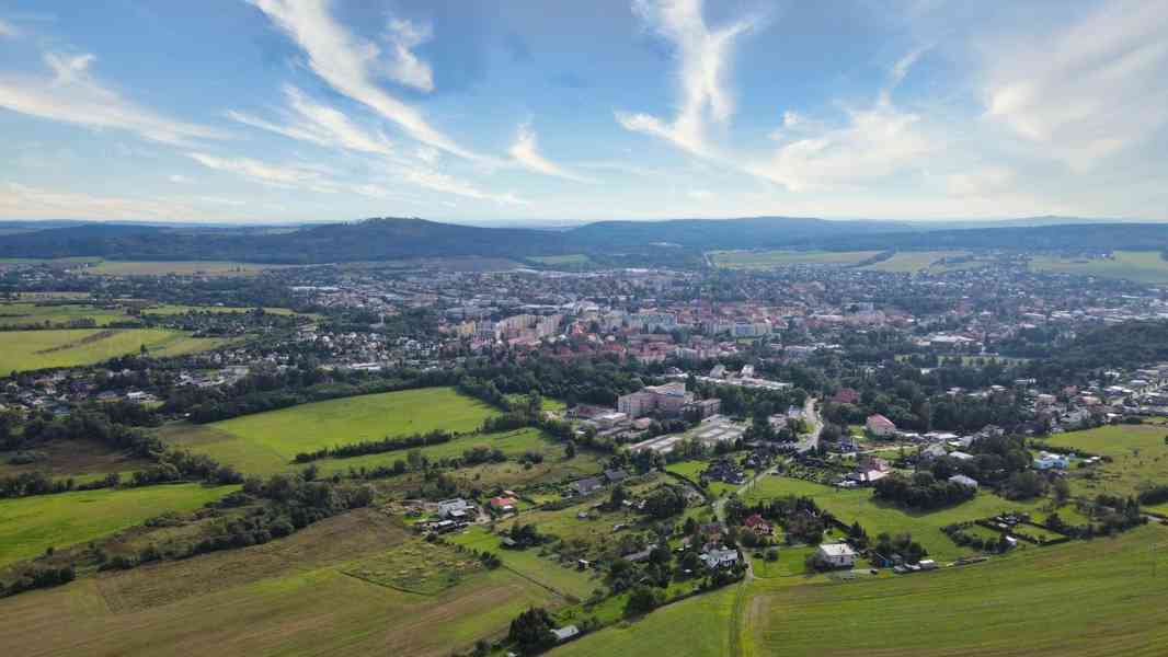 Pozemek pro stavbu rodinného domu na klidném místě v Rokycanech - foto 15