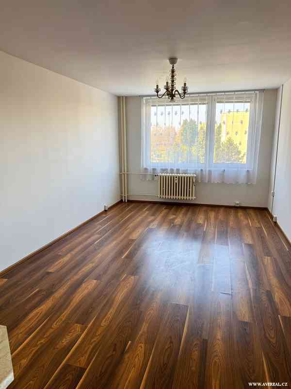 Pronájem bytu 3+1 s lodžií, 67 m², Praha 6 – Vokovice, ul. T - foto 3