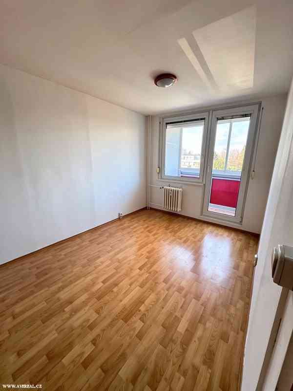 Pronájem bytu 3+1 s lodžií, 67 m², Praha 6 – Vokovice, ul. T - foto 5