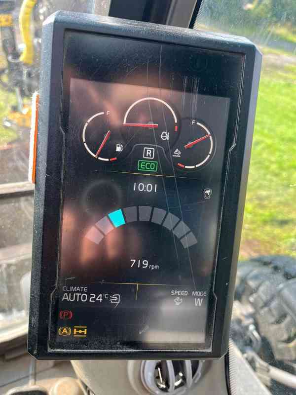 Kolové rypadlo Volvo EW160E (Možnost leasingu) - foto 12