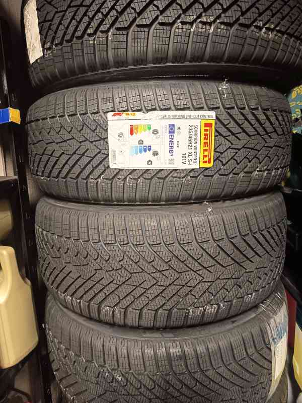 Prodám nový Škoda Enyaq RS  - foto 12