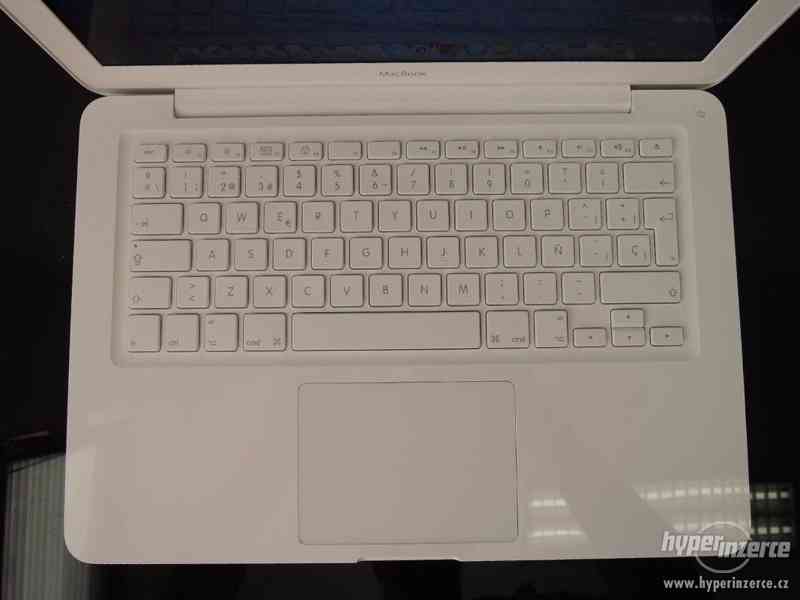 MacBook White 13.3/2.4 Ghz/4GB RAM/ZÁRUKA - foto 3