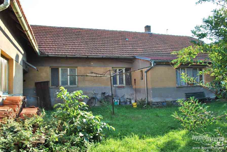 Prodej domu 3+1 s garáží Krchleby - foto 2