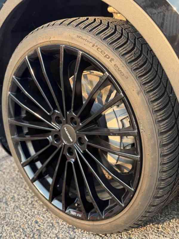 Tesla Model Y - foto 9