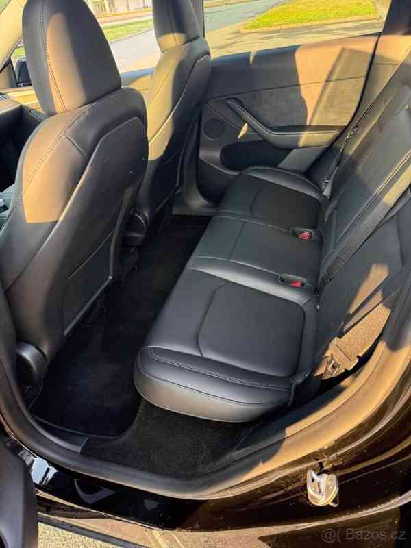 Tesla Model Y - foto 13