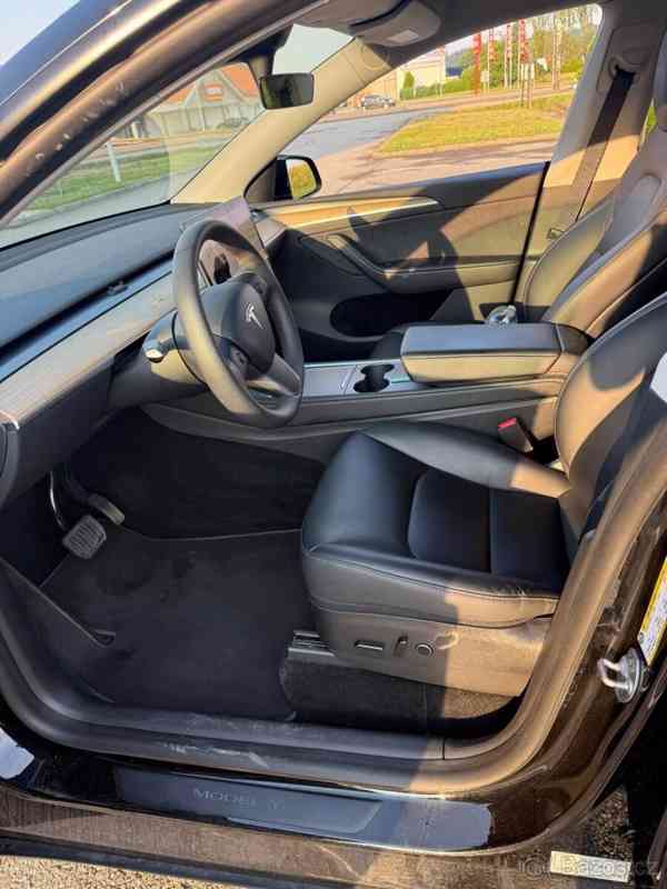 Tesla Model Y - foto 12