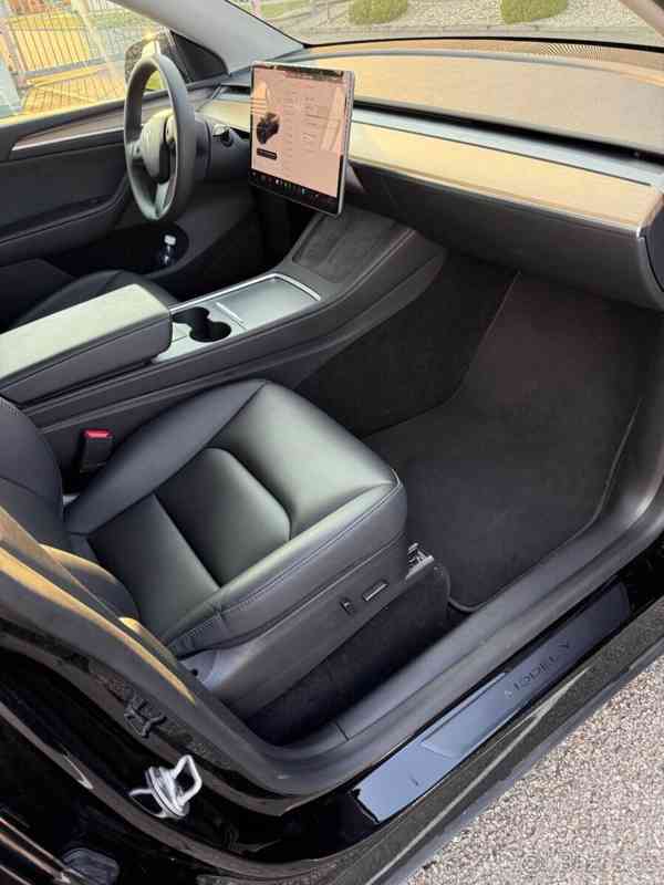 Tesla Model Y - foto 10