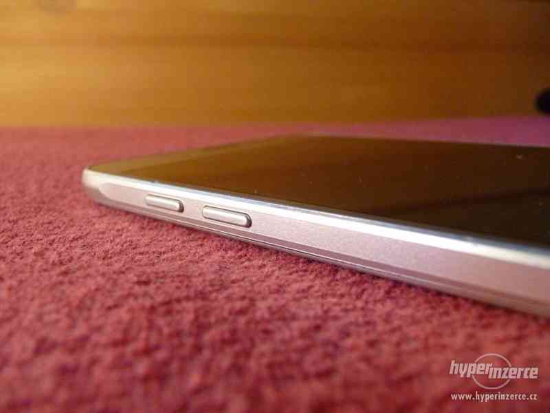 Samsung Galaxy J7 2016 (J710) - Gold - foto 11