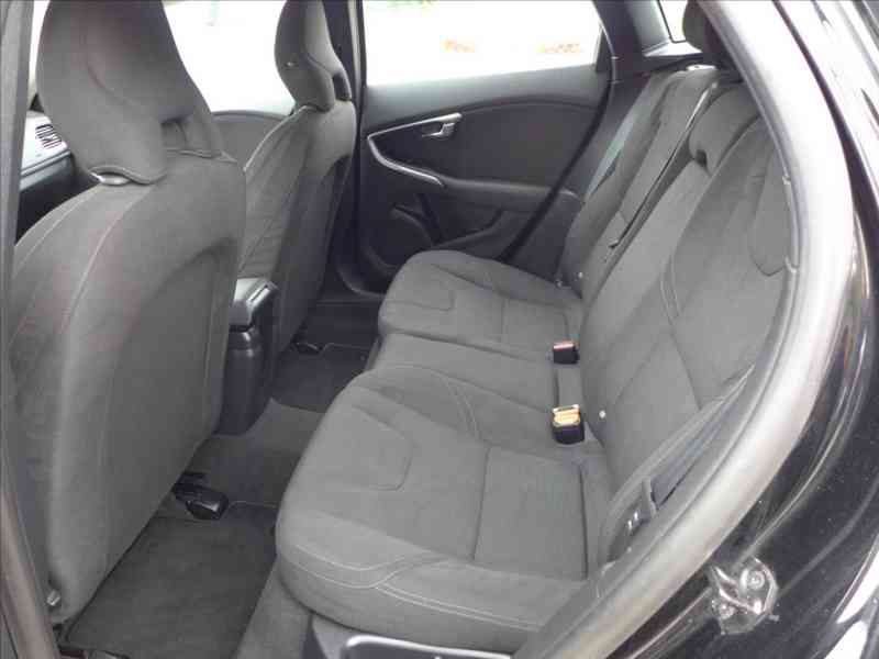 Volvo V40 1,6 D2 DIGI AC KAMERA SERVIS - foto 6