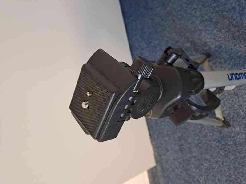 Hliníkový kompaktní univerzální stativ - foto 4