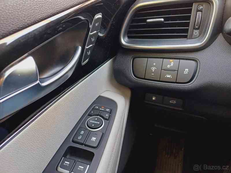 Kia Sorento 2,2 crdi; 7 míst - foto 8