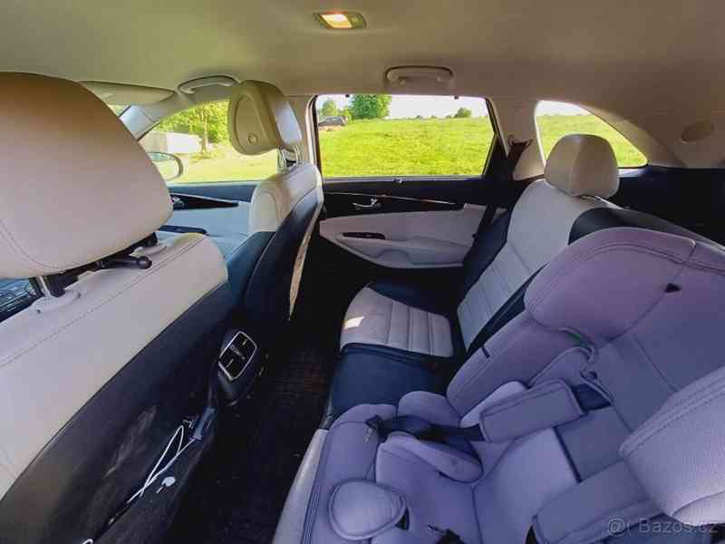 Kia Sorento 2,2 crdi; 7 míst - foto 5