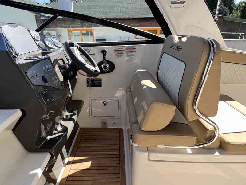 BAYLINER Ciera 8 + MERCRUISER 6.2l V8 MPI 350ps DTS BRAVO II - foto 16