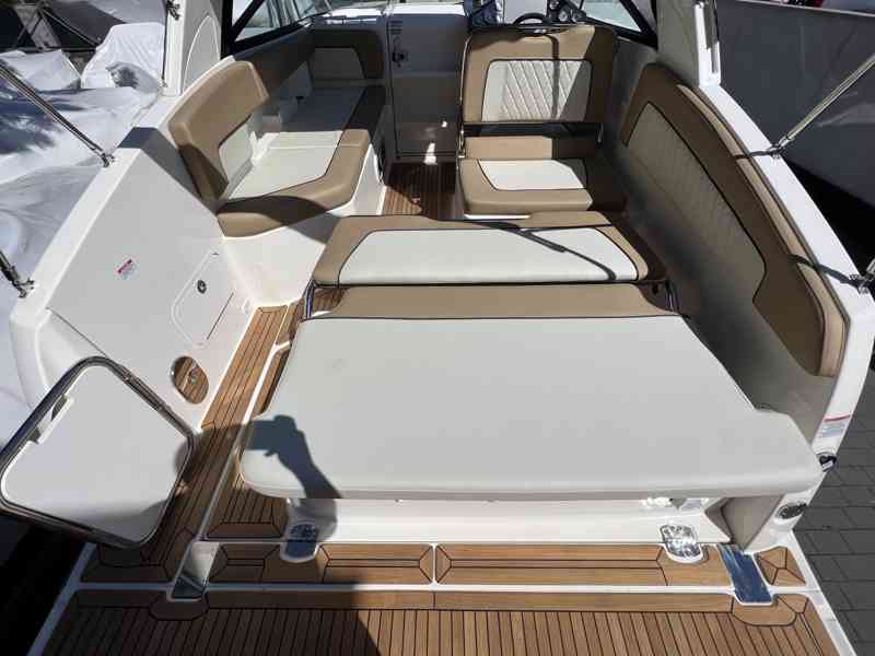 BAYLINER Ciera 8 + MERCRUISER 6.2l V8 MPI 350ps DTS BRAVO II - foto 5
