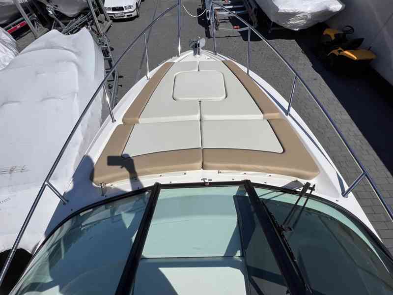 BAYLINER Ciera 8 + MERCRUISER 6.2l V8 MPI 350ps DTS BRAVO II - foto 14