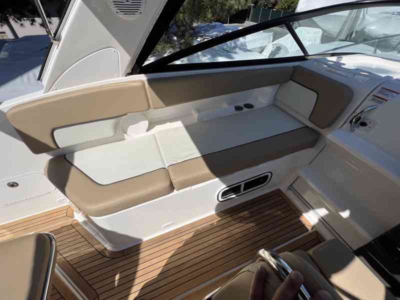BAYLINER Ciera 8 + MERCRUISER 6.2l V8 MPI 350ps DTS BRAVO II - foto 7